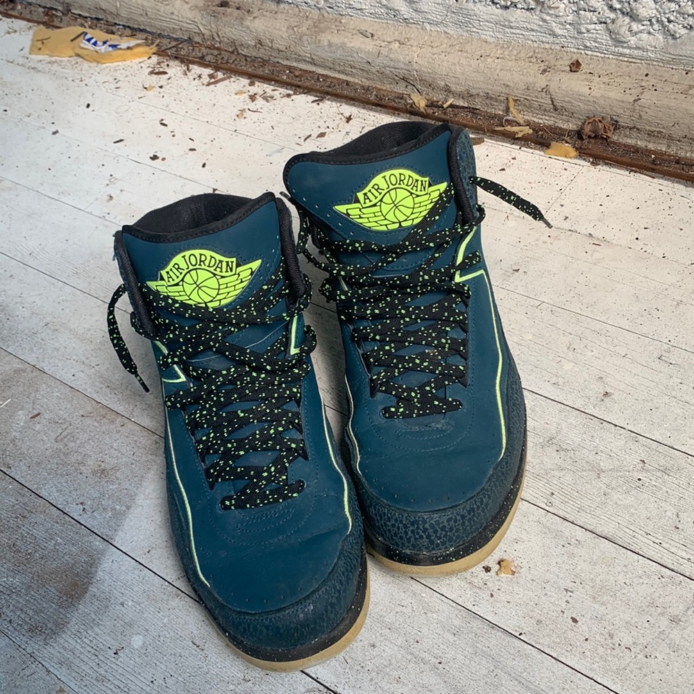 Air Jordan 2 “nightshade” Size 14.